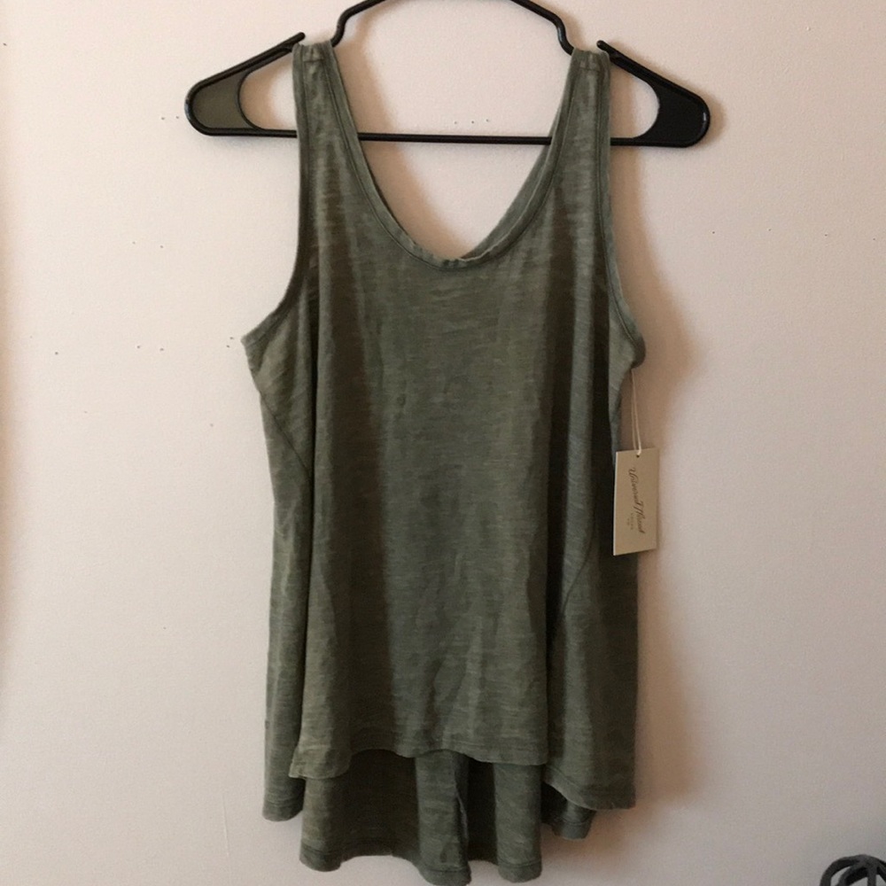 NWT✨ Universal Thread Olive Green Sleeveless Top